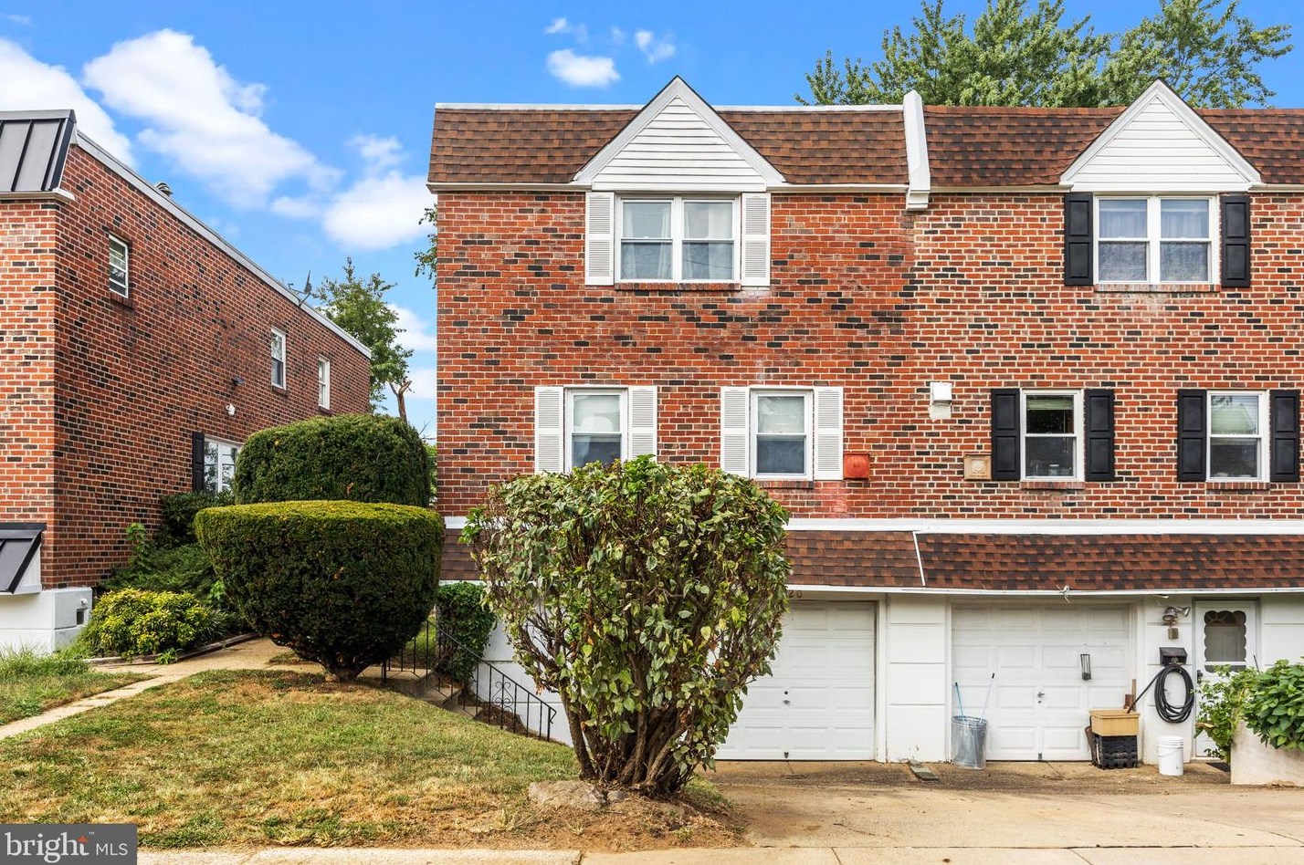 8920 Sylvia Ln, Philadelphia, PA 19115-4523