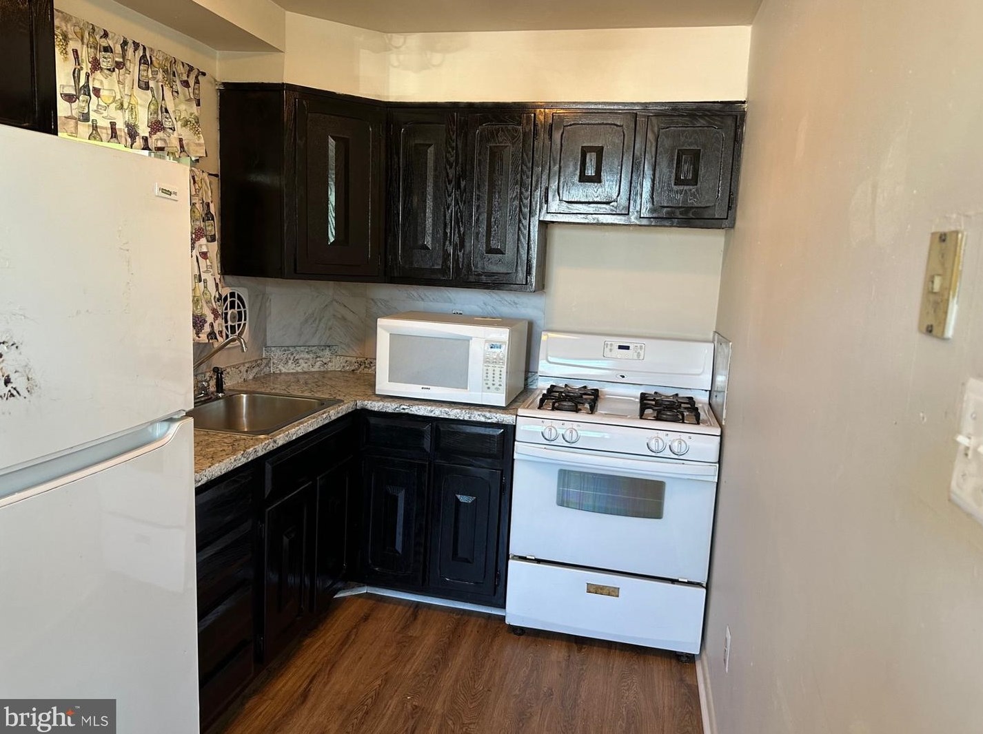 12539 Biscayne Dr #1, Philadelphia, PA 19154