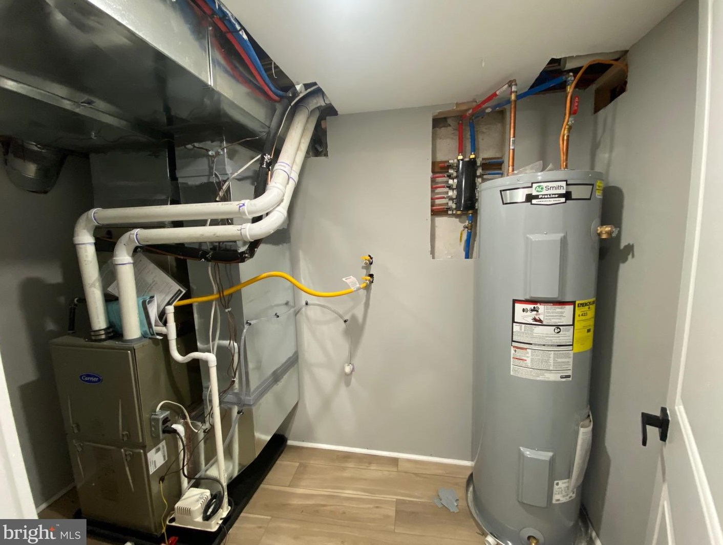 816 Stafford St, Philadelphia PA  19138-1724 exterior