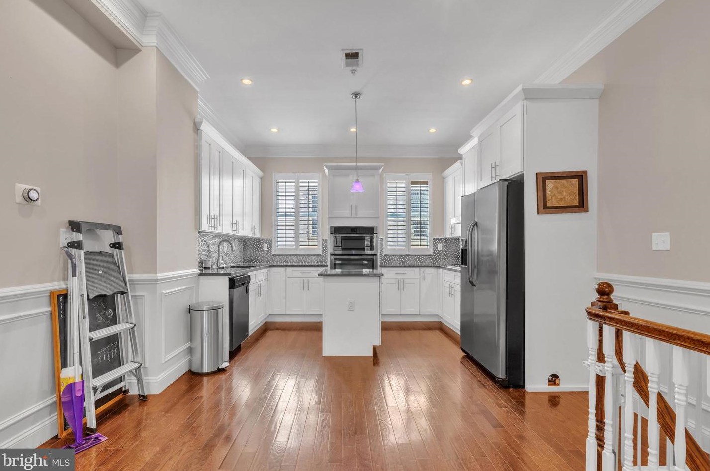 1215 Peters St, Philadelphia, PA 19147-4519