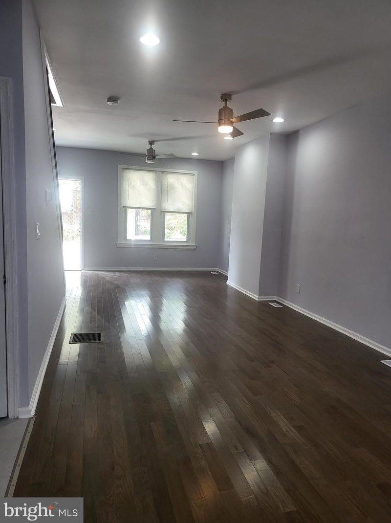 6164 Kingsessing Ave, Philadelphia PA  19142-2426 exterior