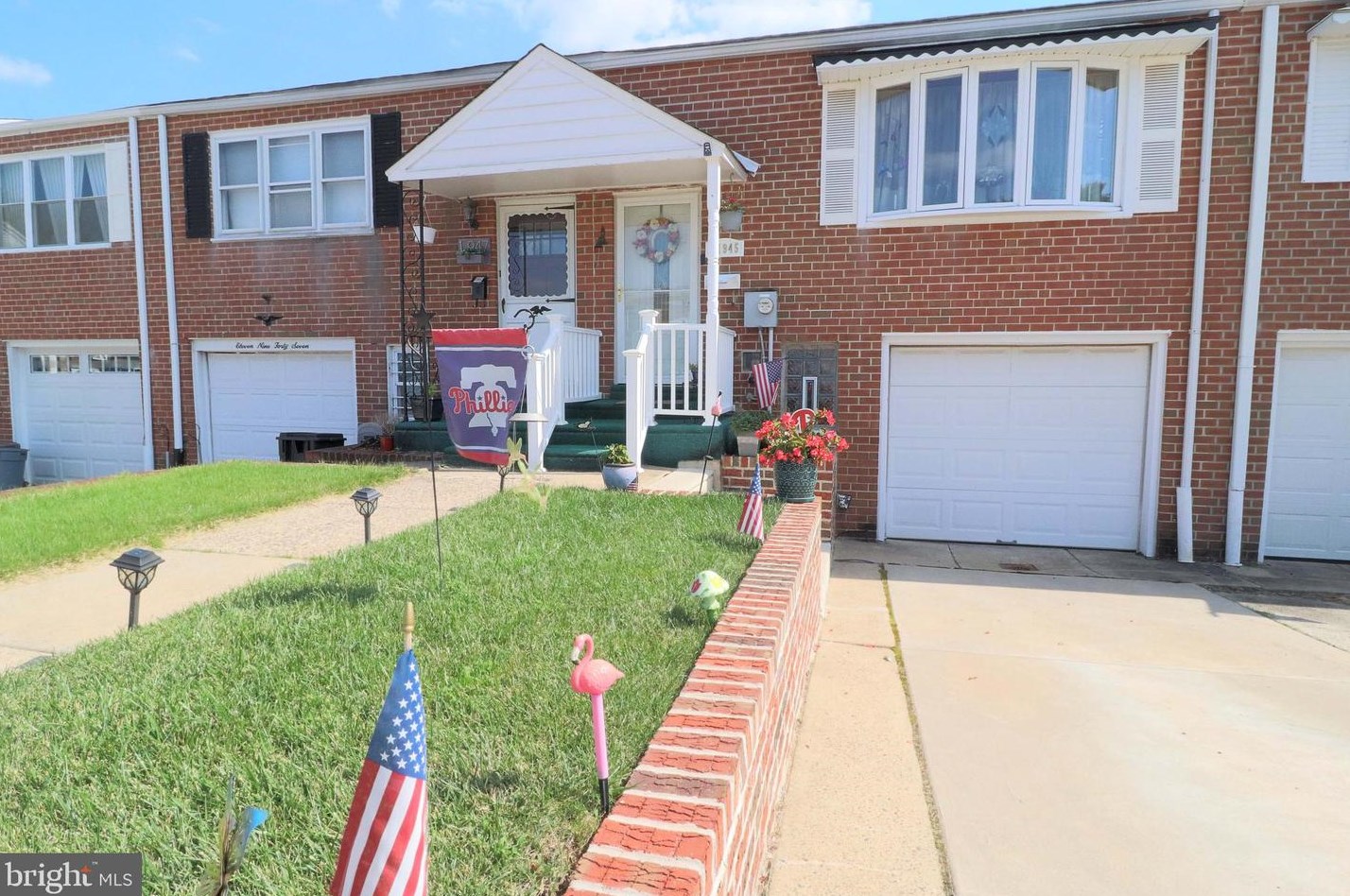 11945 Alberta Dr, Philadelphia, PA 19154-3414