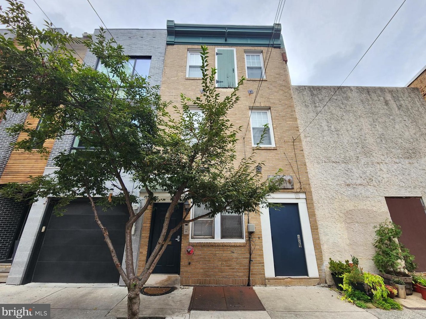 638 South St #c, Philadelphia, PA 19147