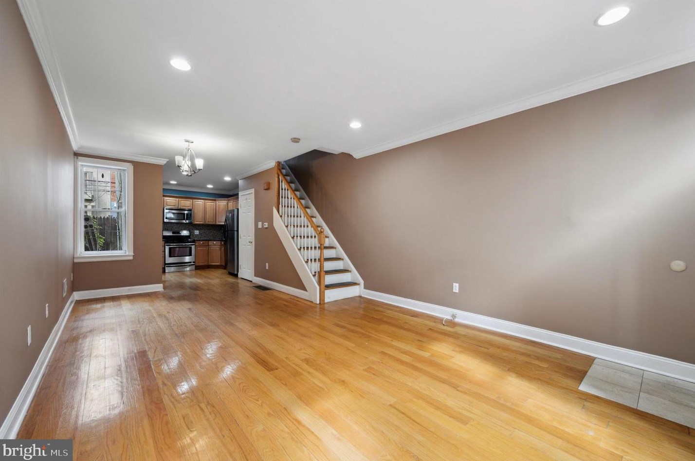 844 Bambrey St, Philadelphia PA 19146-4405 exterior