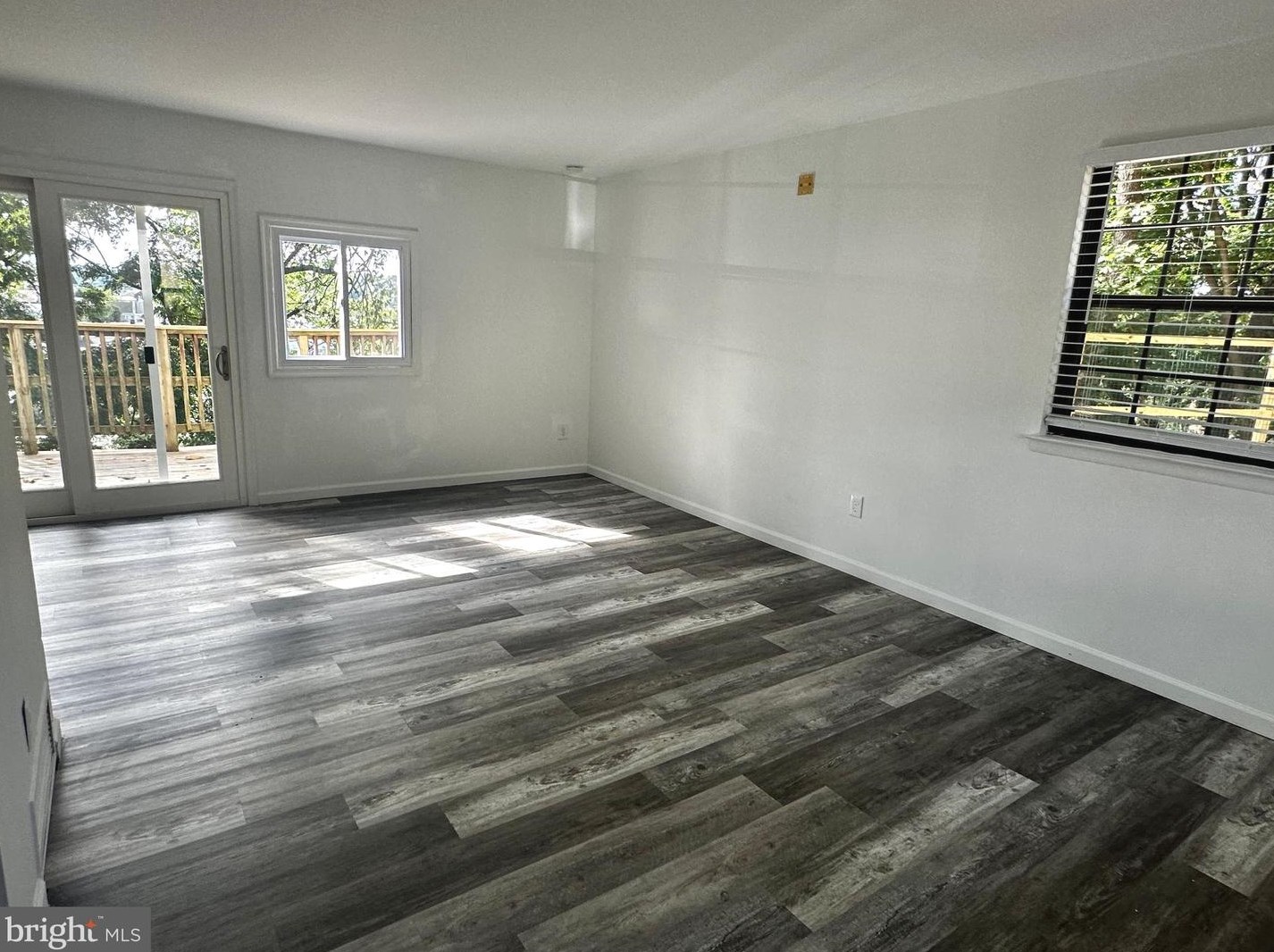 255 Greenough St, Philadelphia PA  19127-1116 exterior