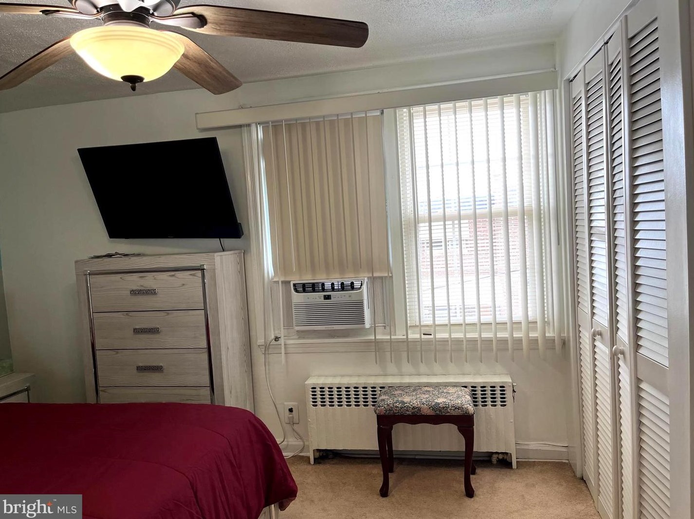 1334 Elbridge St, Philadelphia PA  19111-5511 exterior