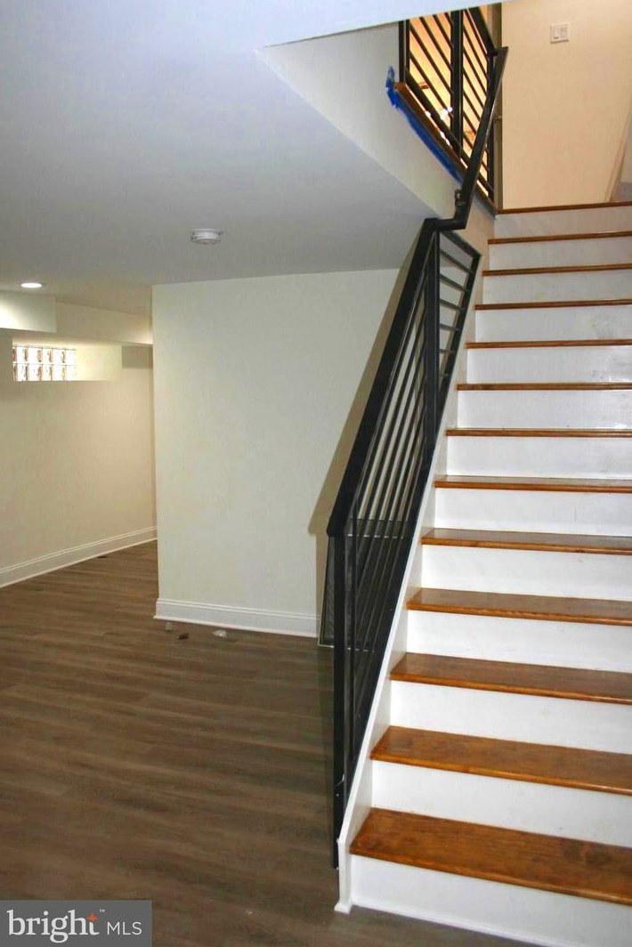 6472 Anderson St, Philadelphia PA  19119-3940 exterior