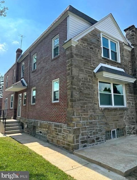 6472 Anderson St, Philadelphia PA  19119-3940 exterior