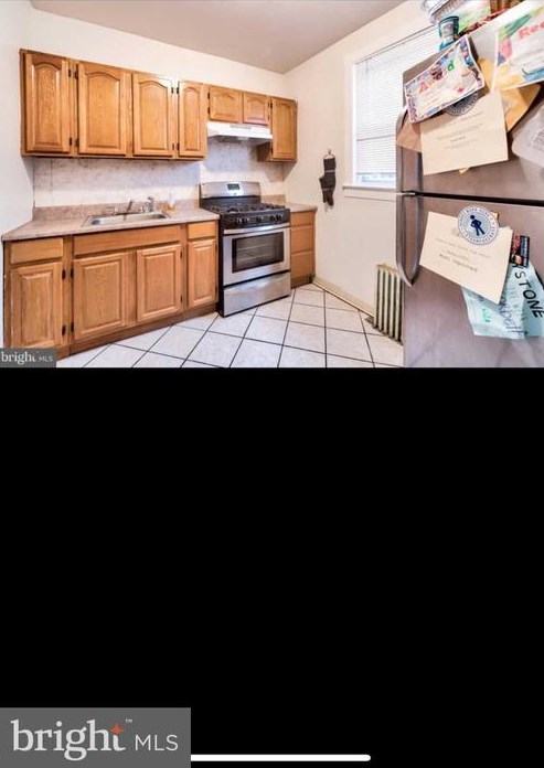 947 Carver St, Philadelphia PA  19124-1025 exterior