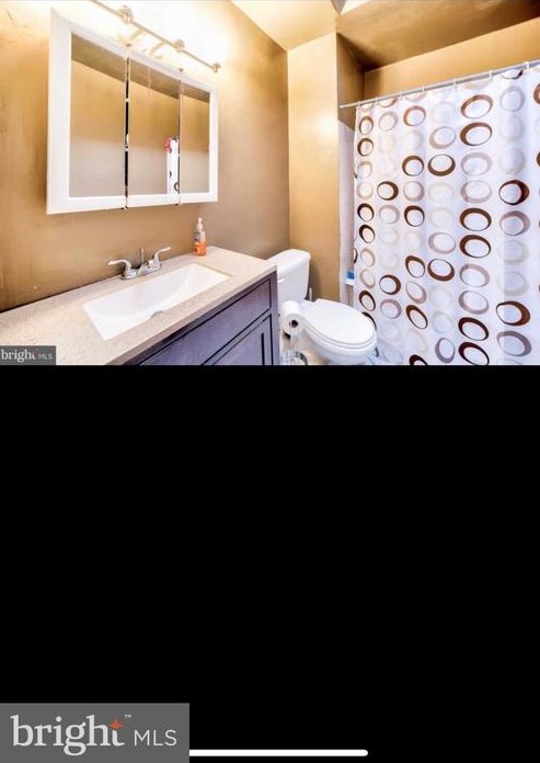 947 Carver St, Philadelphia PA  19124-1025 exterior