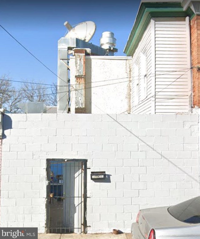5000 5th St, Philadelphia PA  19120-3804 exterior