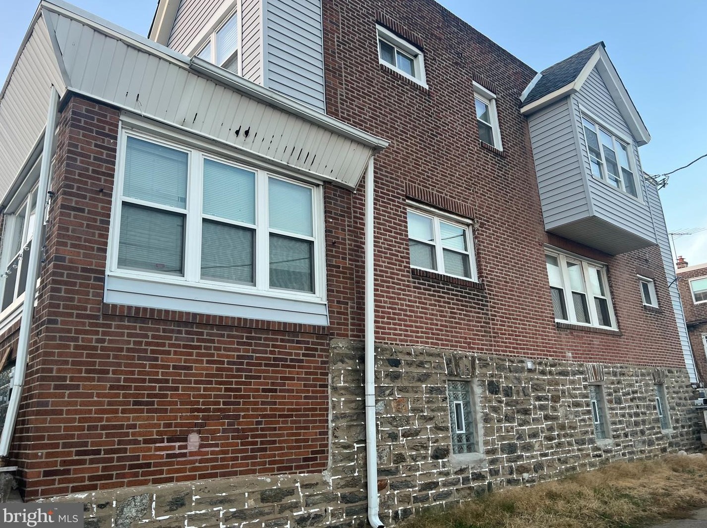 3569 Sheffield St, Philadelphia, PA 19136-3518