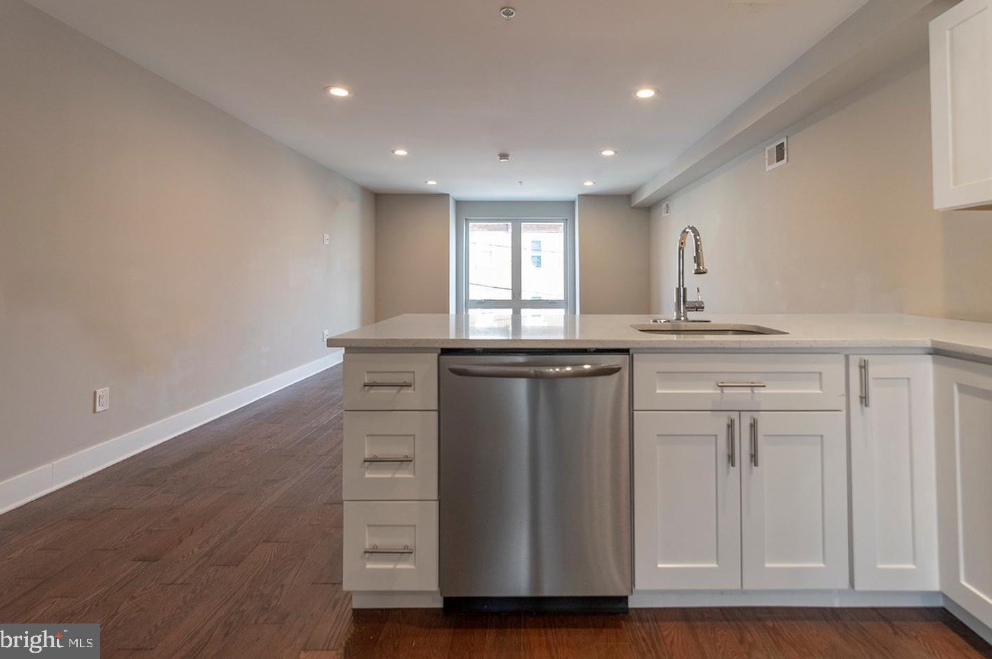 1223 25th St, Philadelphia PA 19121-4822 exterior