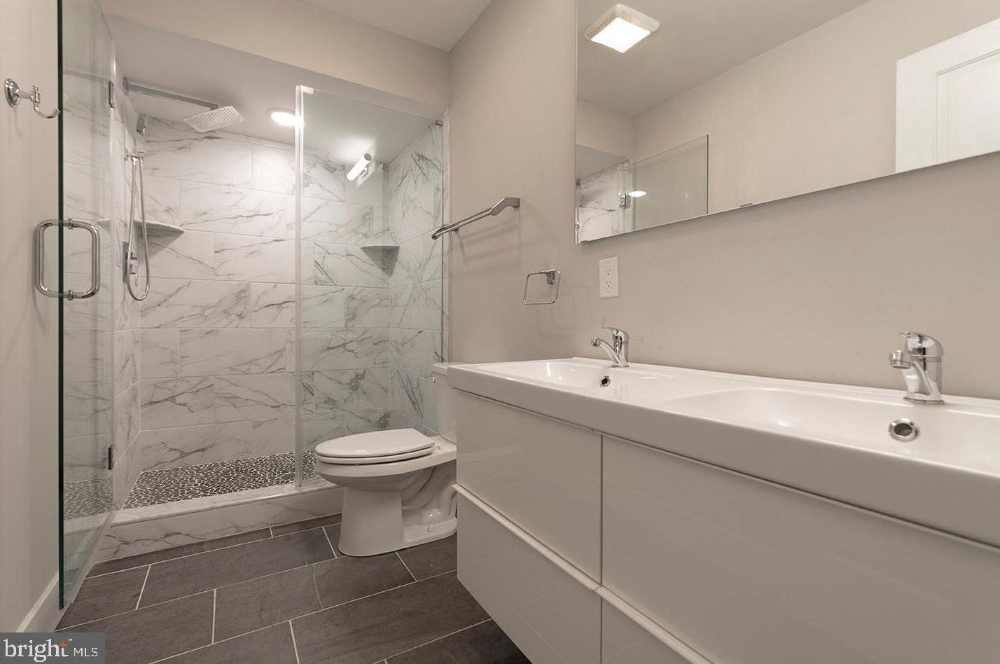 1223 25th St, Philadelphia PA 19121-4822 exterior