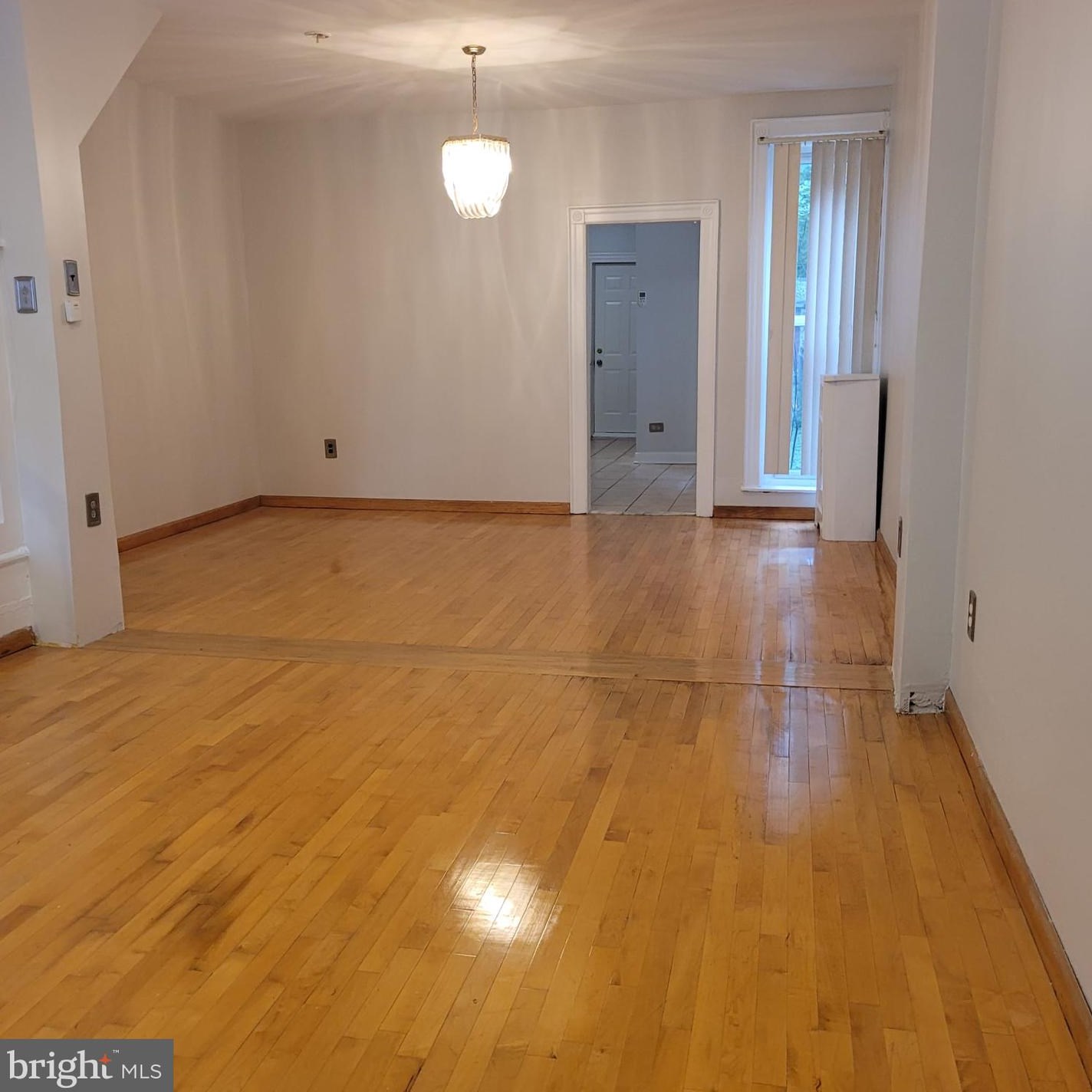 5932 Webster St, Philadelphia, PA 19143