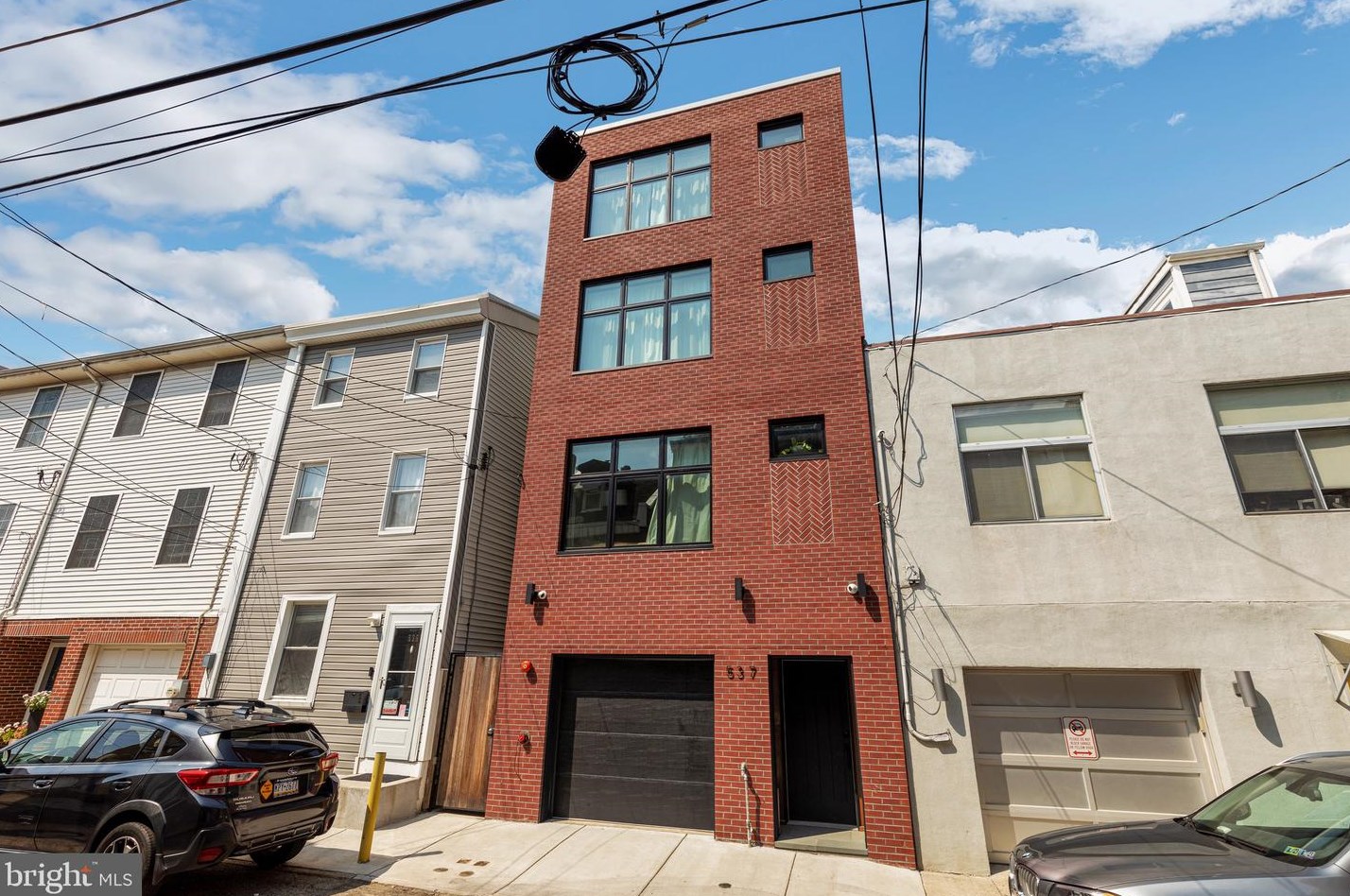 537 E Cabot St, Philadelphia, PA 19125