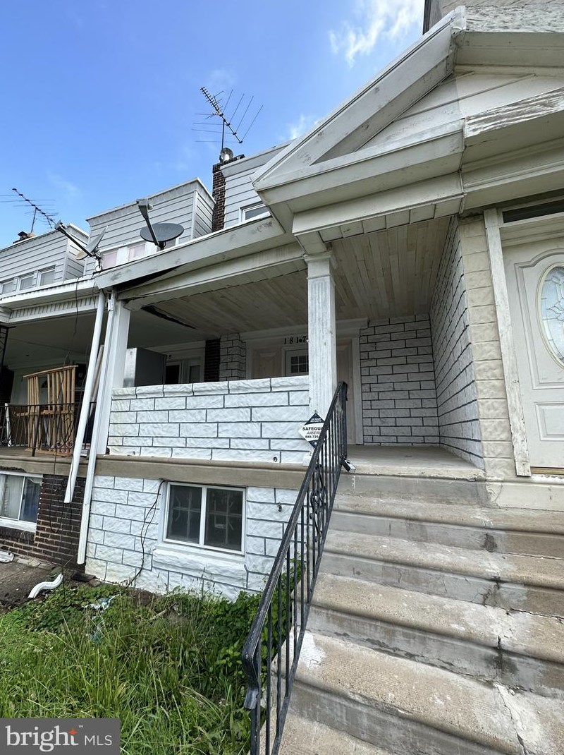 1817 S 65th St, Philadelphia, PA 19142