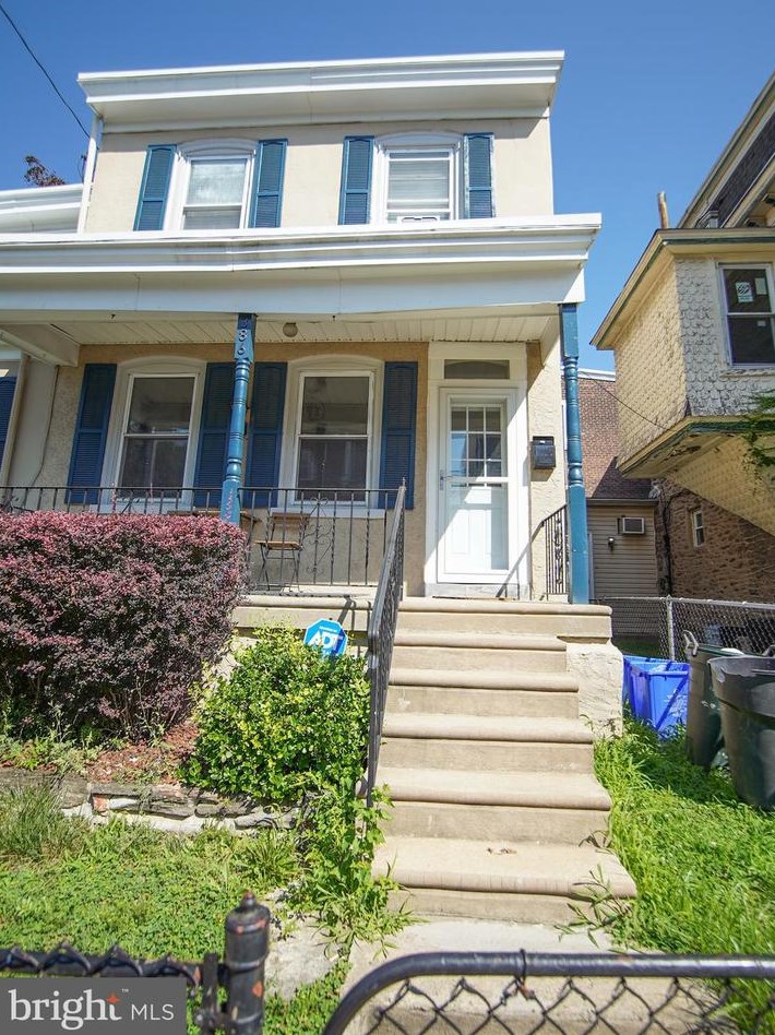 386 Conarroe St, Philadelphia PA  19128-4805 exterior