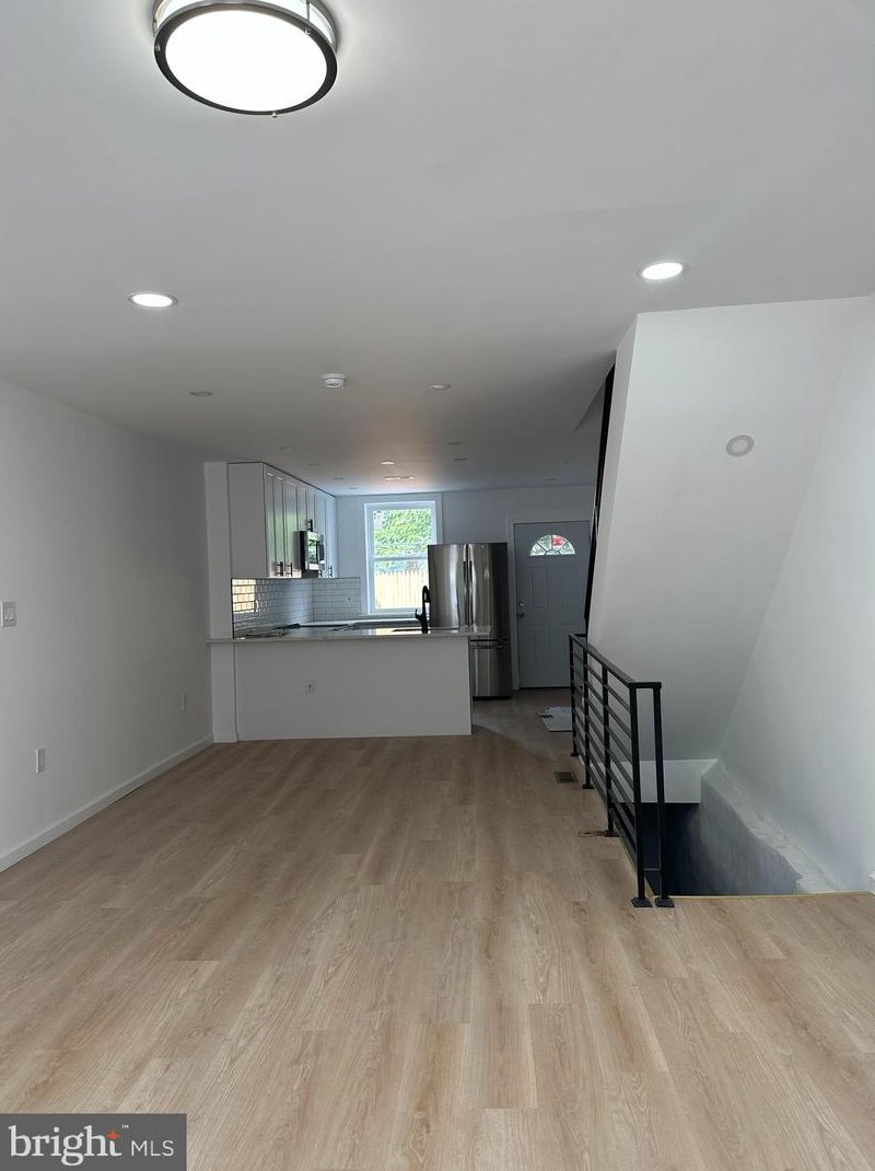 1929 Titan St, Philadelphia PA  19146-2928 exterior