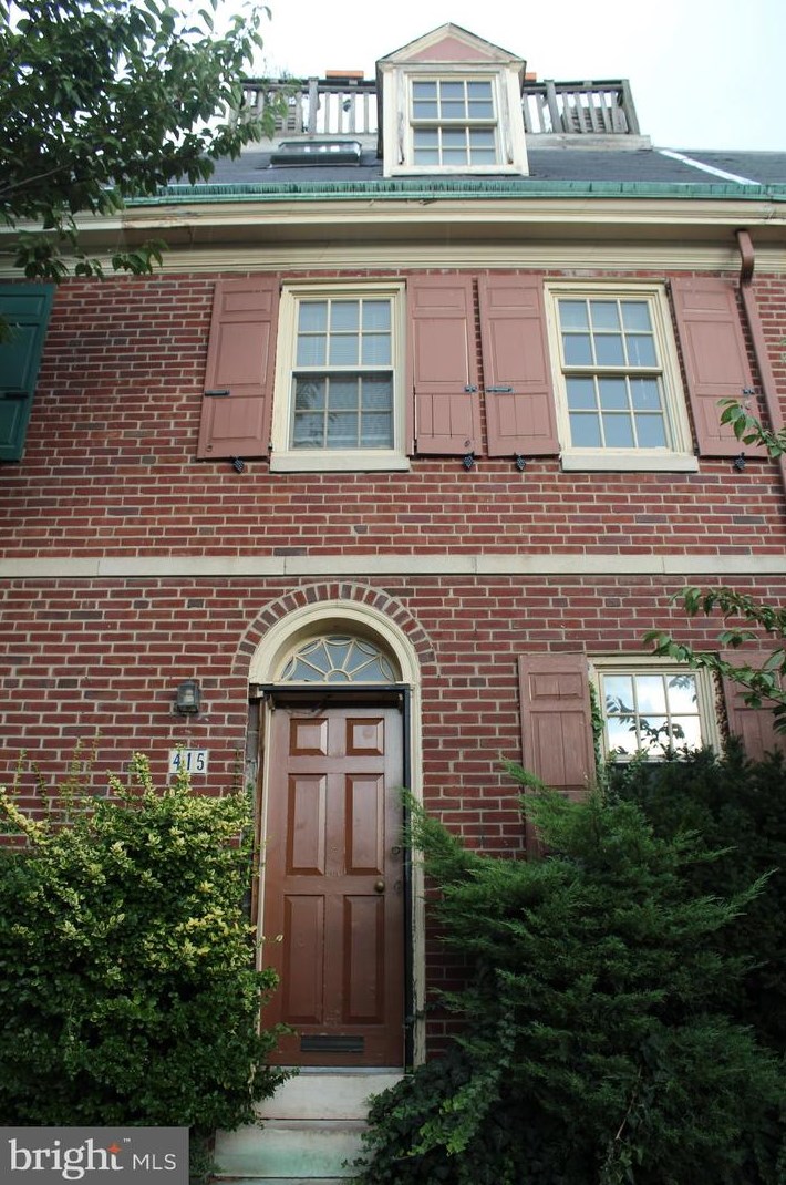 415 Quince St, Philadelphia, PA 19147-1236