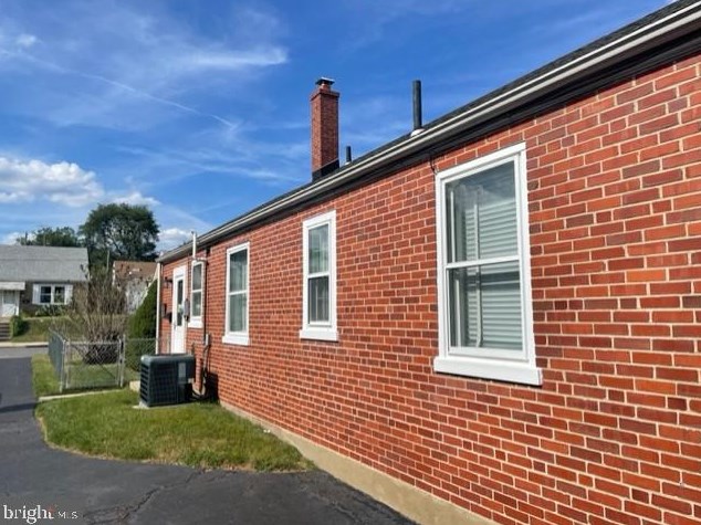 9219 Wesleyan Rd, Philadelphia PA 19114-3814 exterior