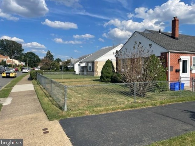 9219 Wesleyan Rd, Philadelphia PA 19114-3814 exterior