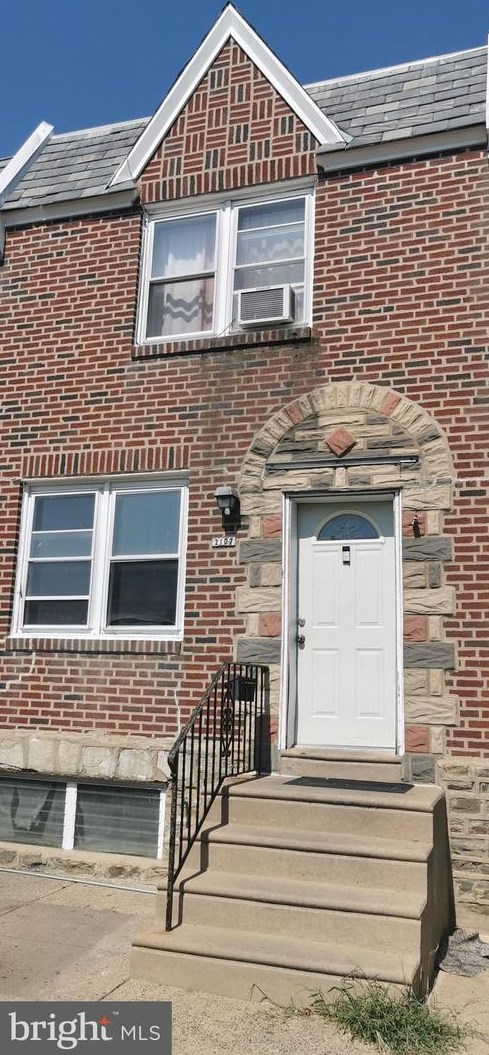 2107 Brighton St, Philadelphia PA  19149-1802 exterior