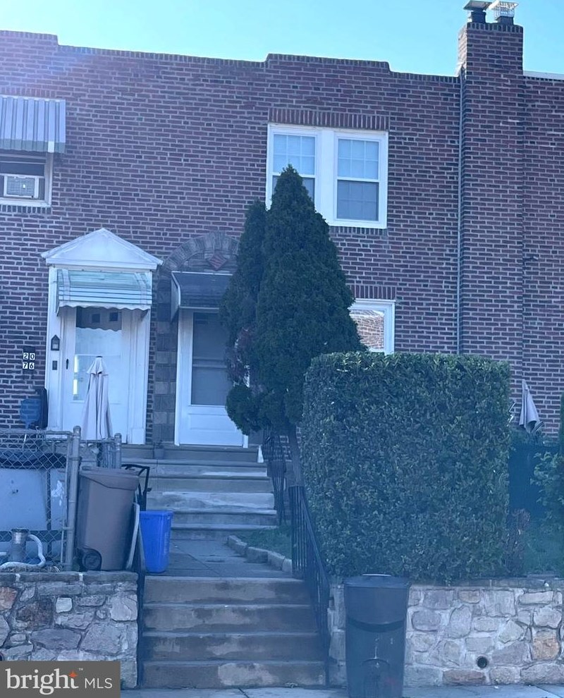 2074 Fraley St, Philadelphia, PA 19124-1602