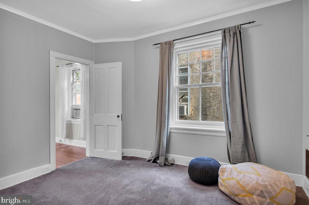 128 Pomona St, Philadelphia PA  19144-1916 exterior