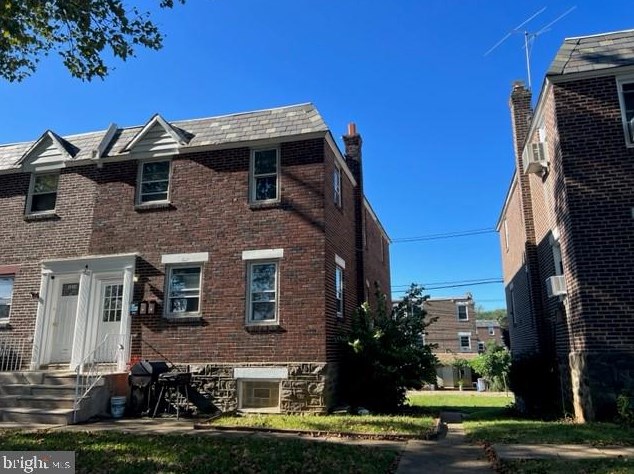 1014 Unruh Ave #2nd Fl, Philadelphia, PA 19111