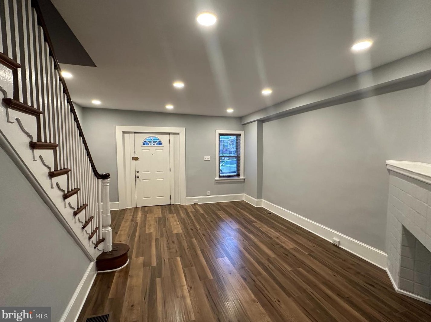 122 Sedgwick St, Philadelphia, PA 19119-2517