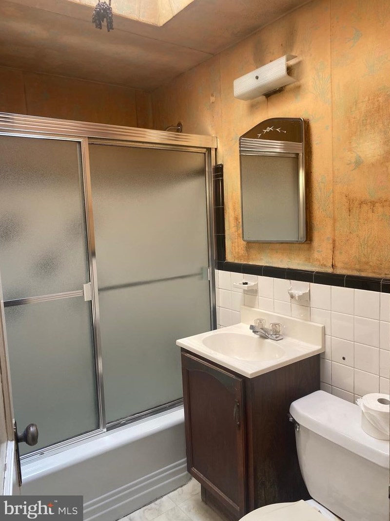 5859 Saul St, Philadelphia, PA 19149-3423