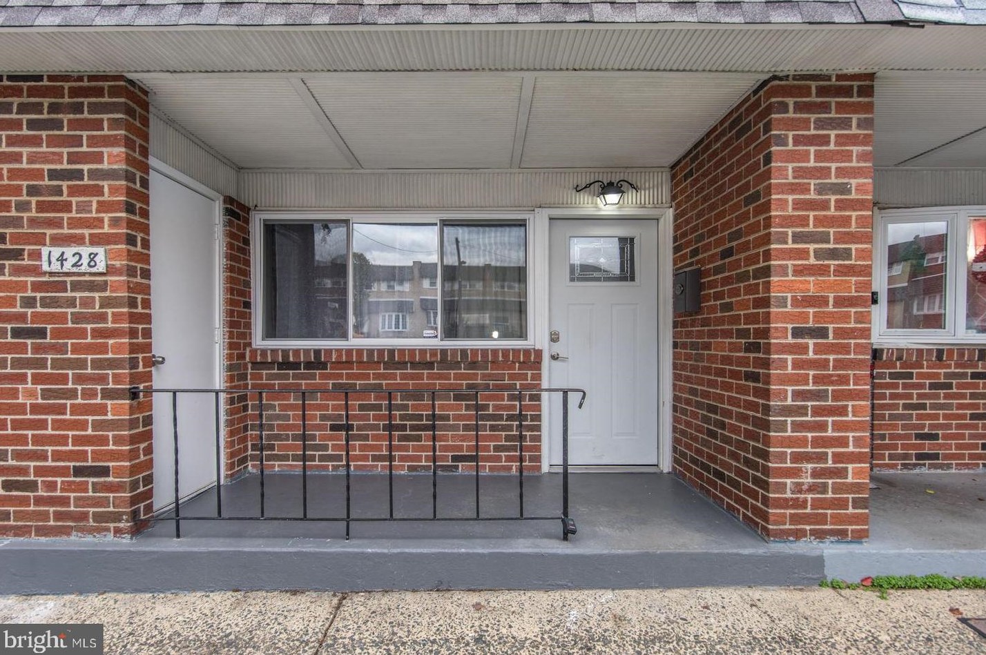1428 Dondill Pl, Philadelphia, PA 19122-3306