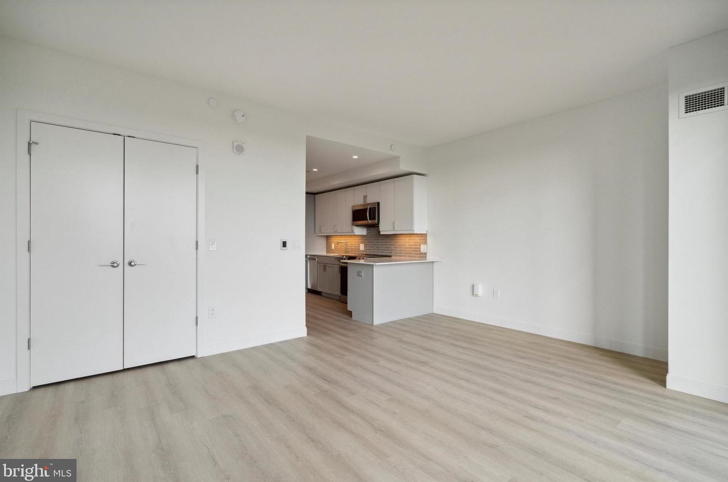 15 Dock St #2107, Philadelphia, PA 19106