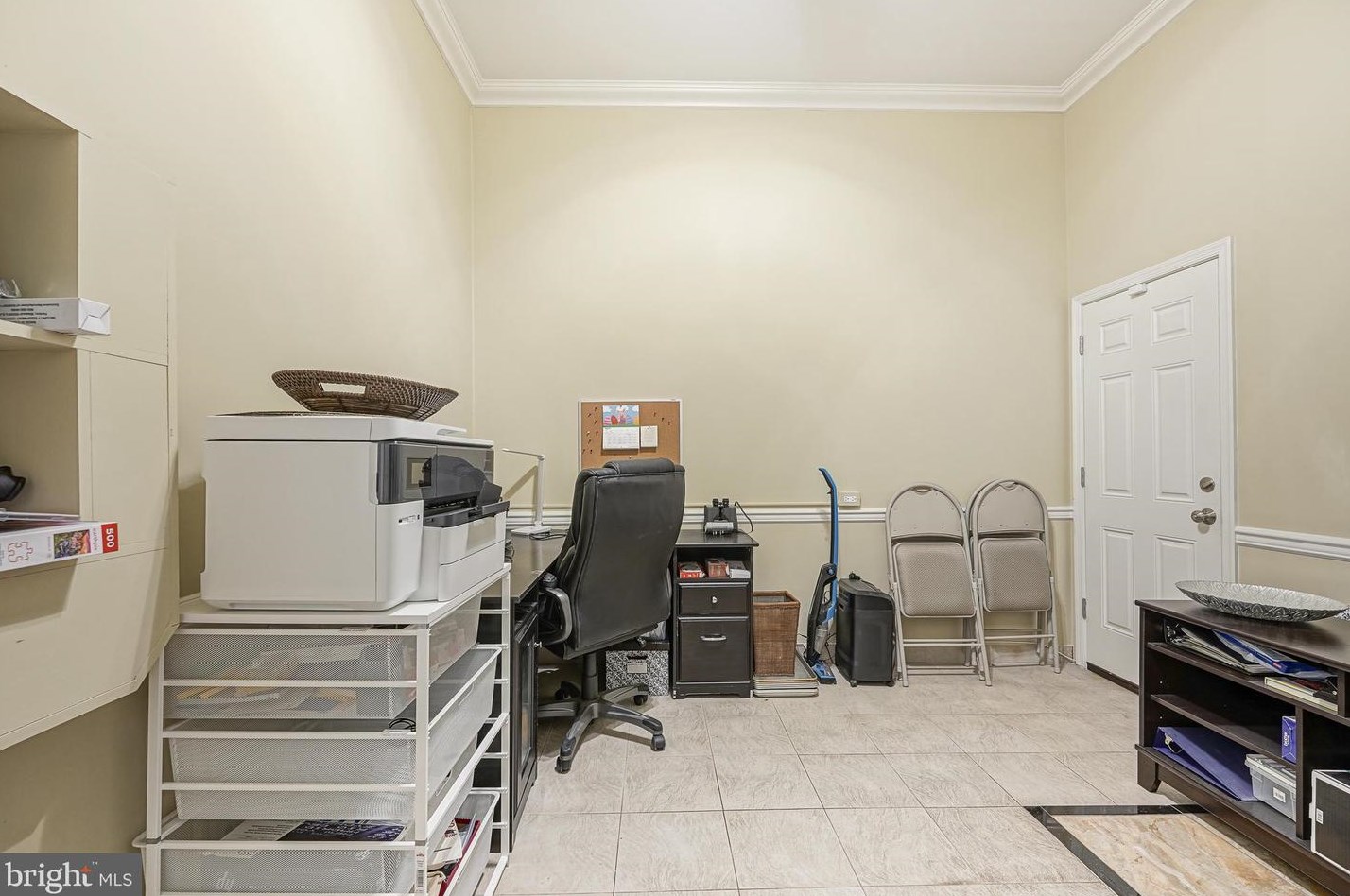 3513 Tuscany Dr, Philadelphia PA 19145-5742 exterior