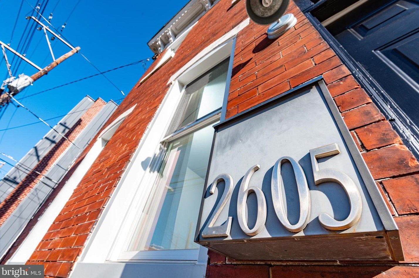 2605 Martha St, Philadelphia, PA 19125-1420