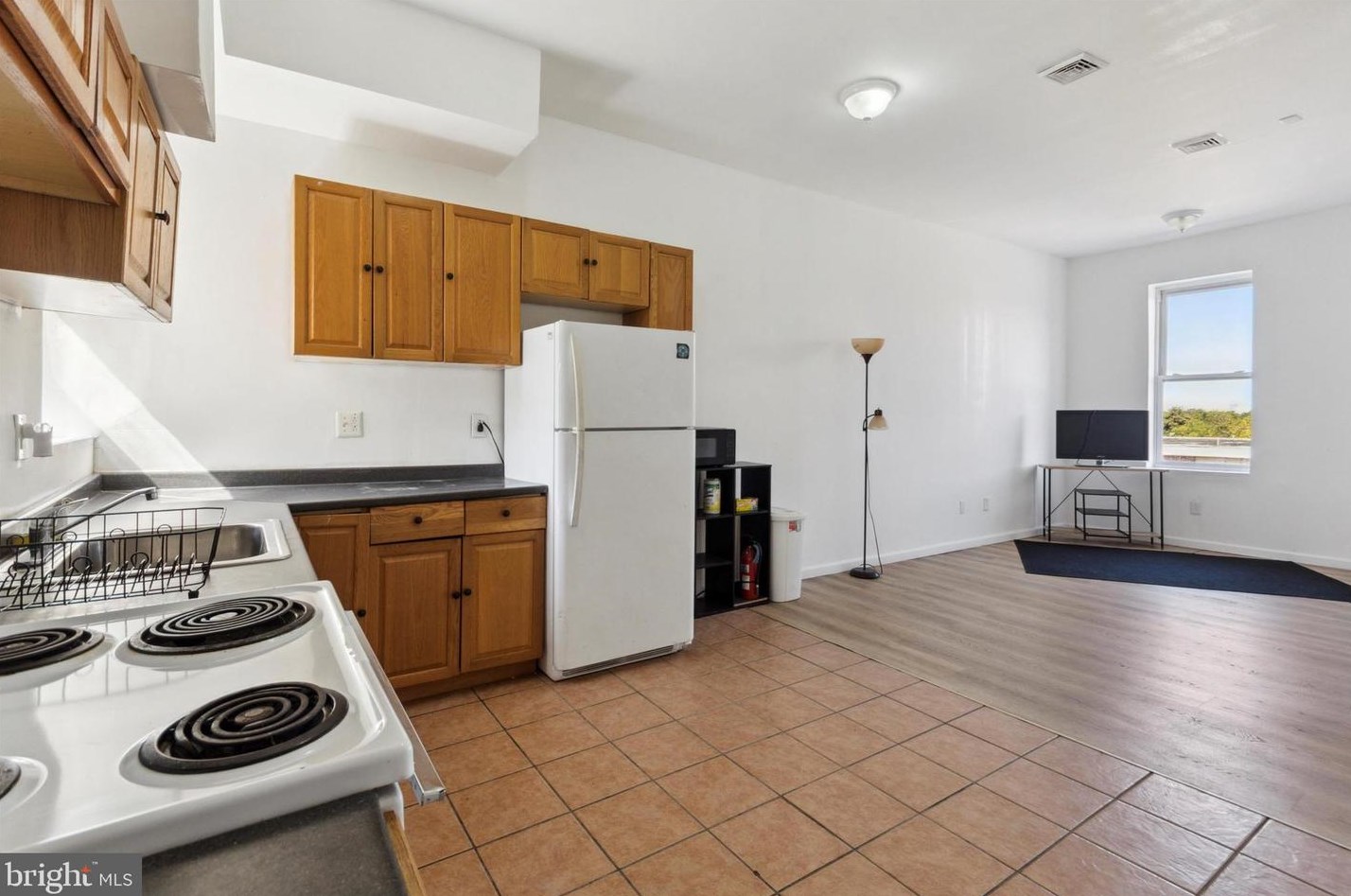 1502 W Diamond St #3, Philadelphia, PA 19121