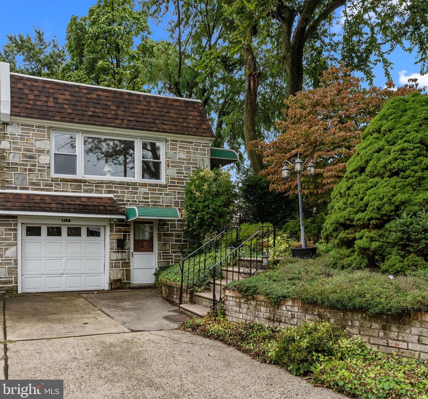 1150 Medway Rd, Philadelphia, PA 19115-2006