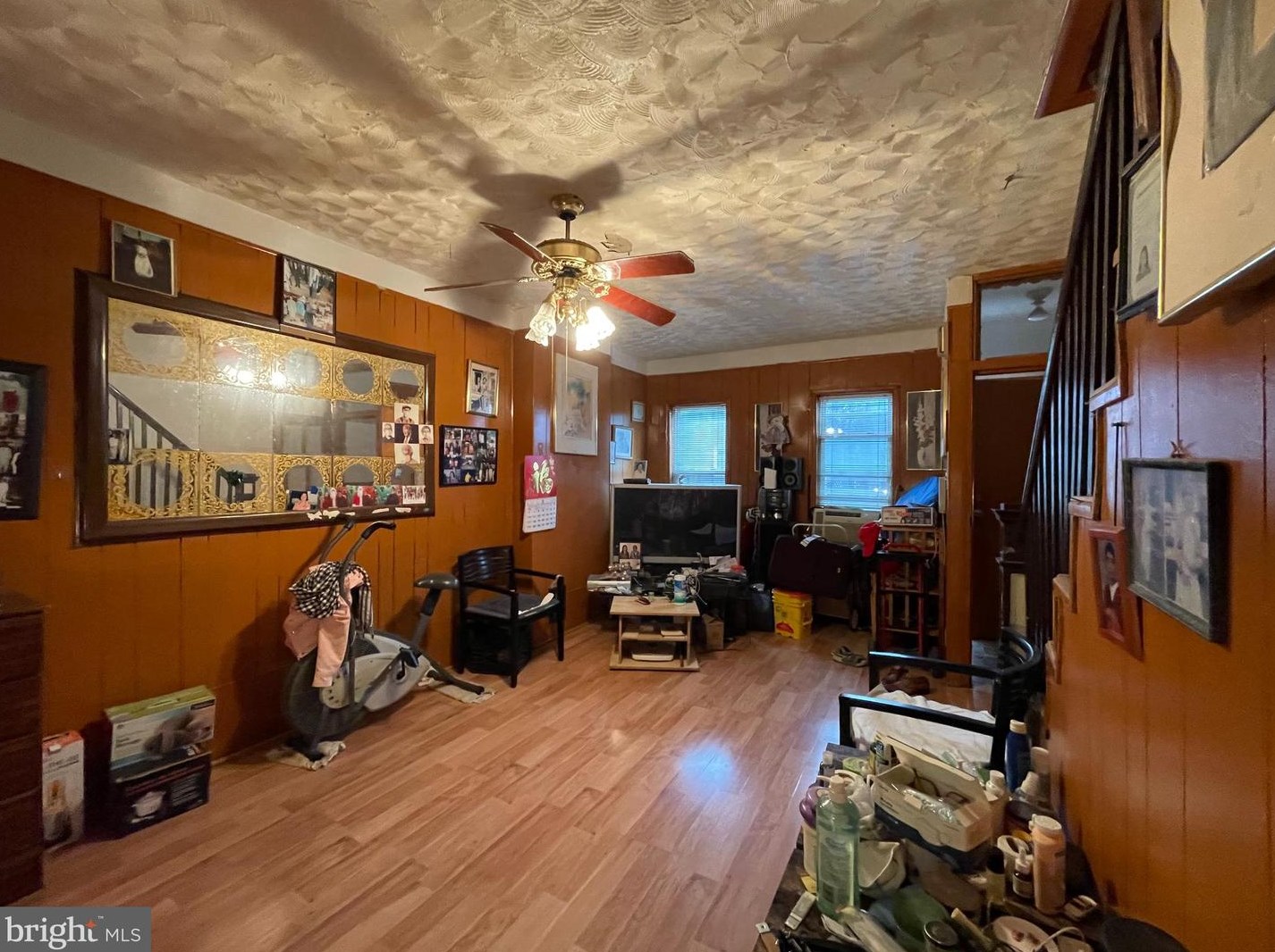 536 Pierce St, Philadelphia, PA 19148-1808