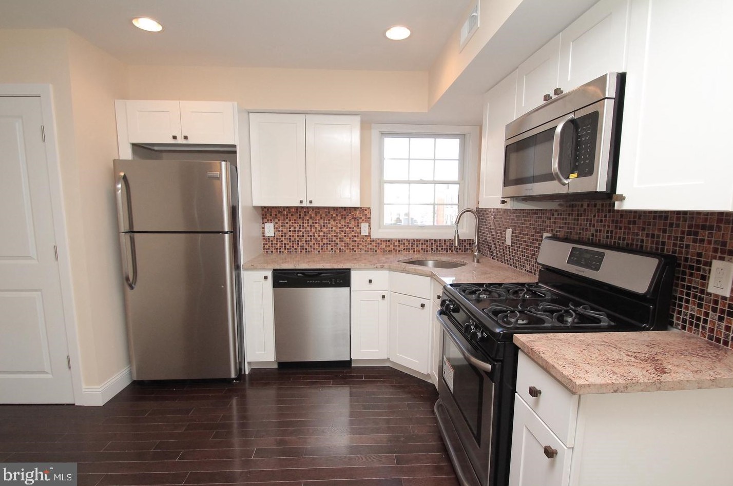 1014 E Moyamensing Ave #e, Philadelphia, PA 19147