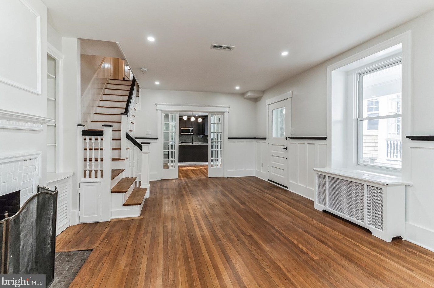 49 Westview St, Philadelphia PA  19119-2629 exterior