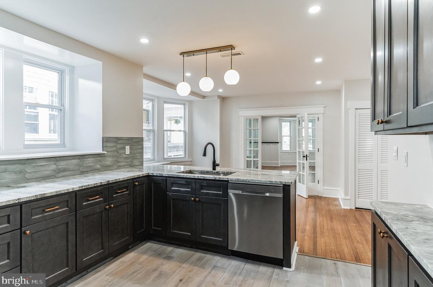 49 Westview St, Philadelphia PA  19119-2629 exterior