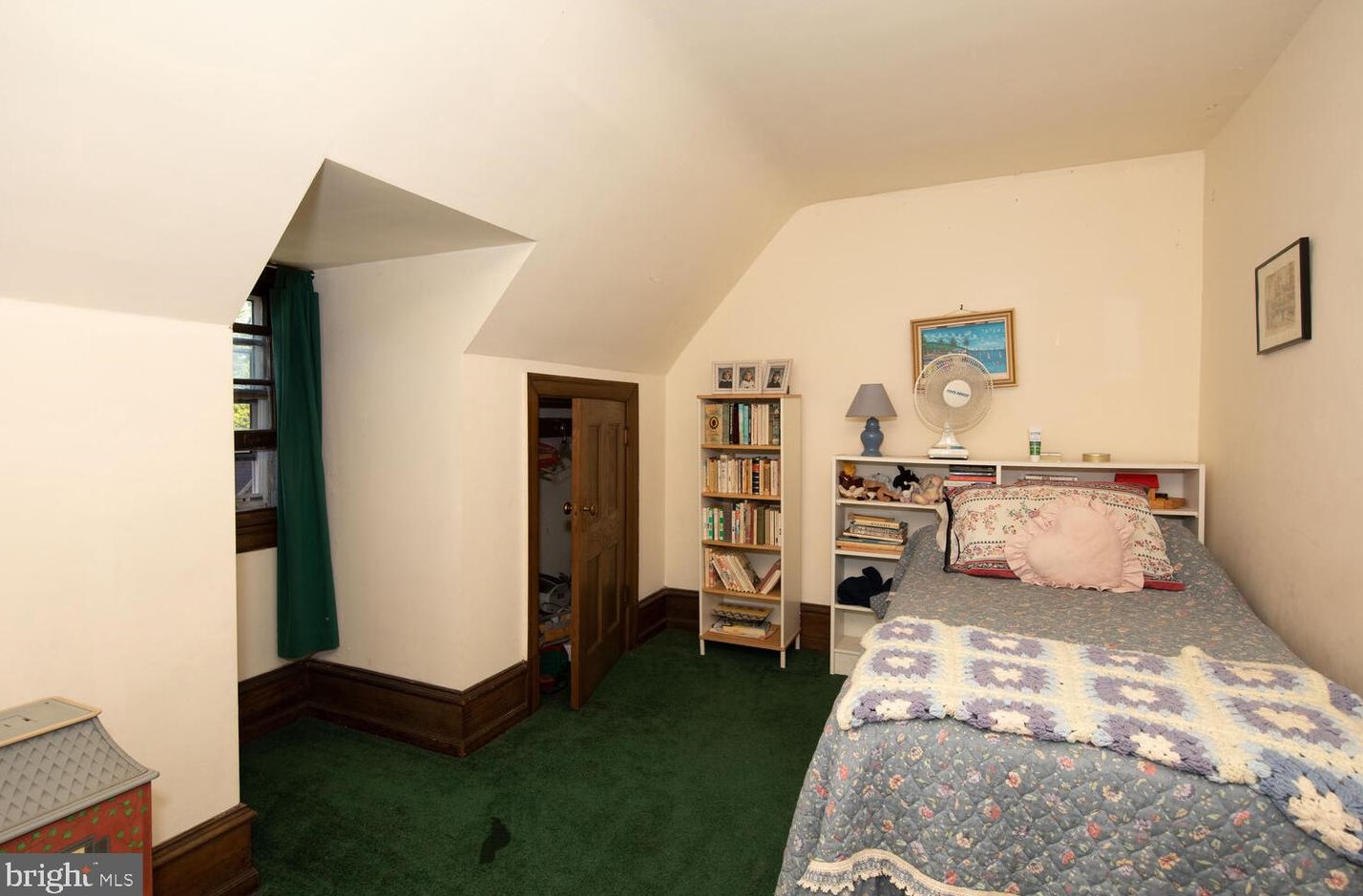 3815 Stokley St, Philadelphia PA  19129-1140 exterior