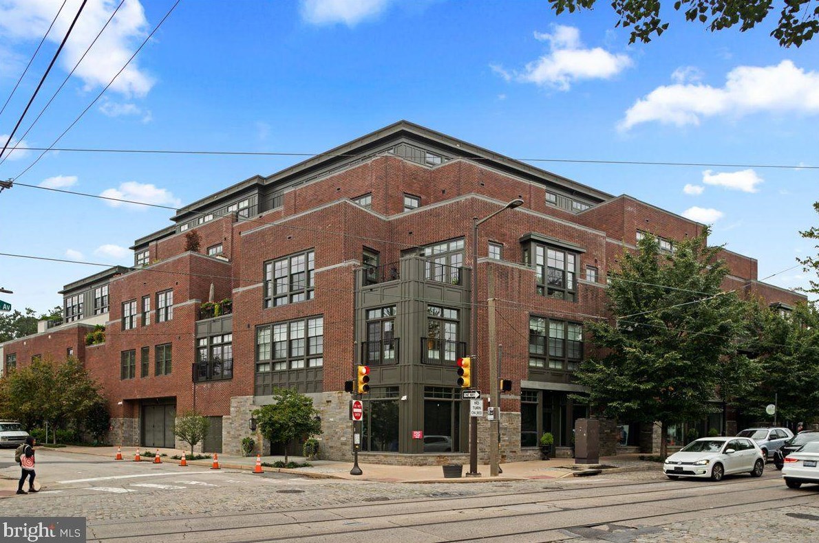 1 Hartwell Ln, Philadelphia PA  19118 exterior