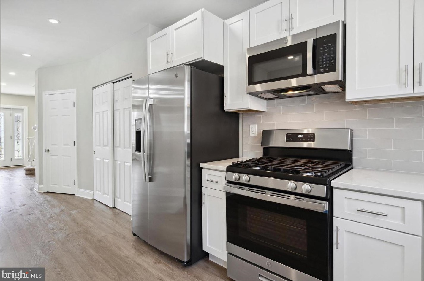 917 Sanger St, Philadelphia PA 19124-1106 exterior