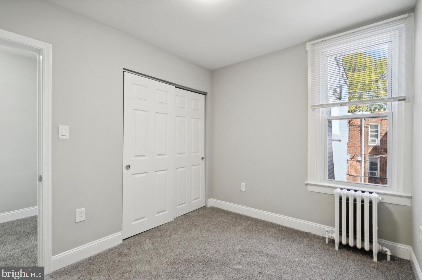 917 Sanger St, Philadelphia PA 19124-1106 exterior