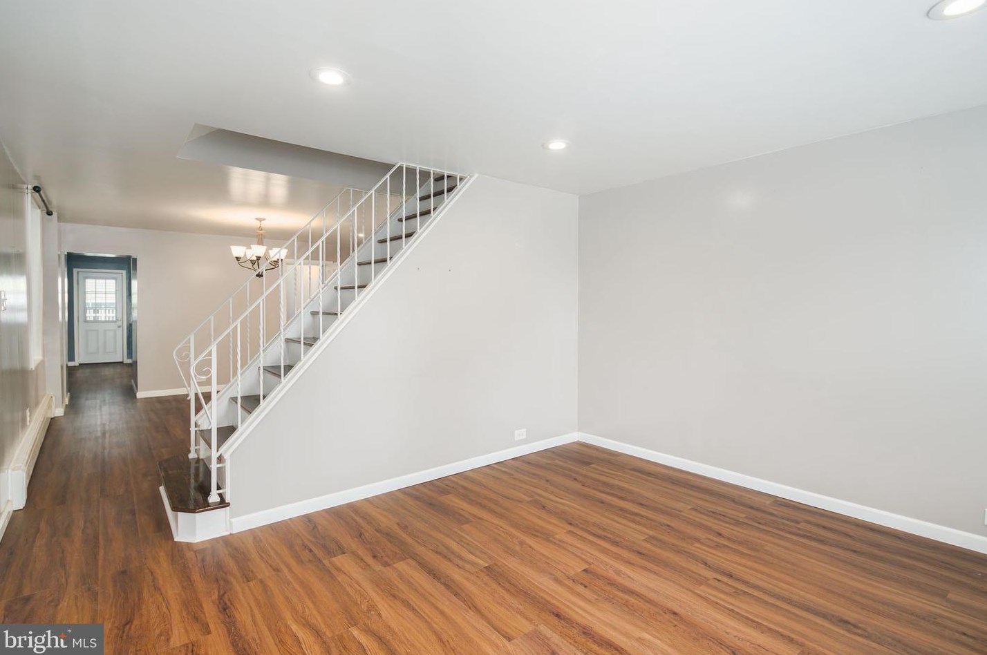 151 Hermitage St, Philadelphia, PA 19127