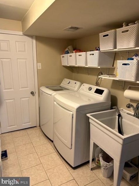 8026 Chelwynde Ave, Philadelphia PA 19153-1108 exterior