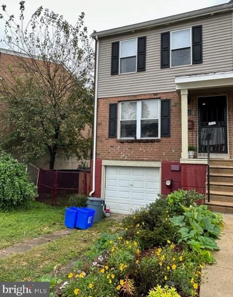 8026 Chelwynde Ave, Philadelphia, PA 19153-1108