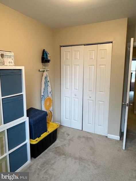 8026 Chelwynde Ave, Philadelphia PA 19153-1108 exterior